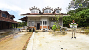 Resort Near Seaside Penang Gertak Sanggul With Fine Teak Wood By Raymond Loo 019-4107321 0194107321